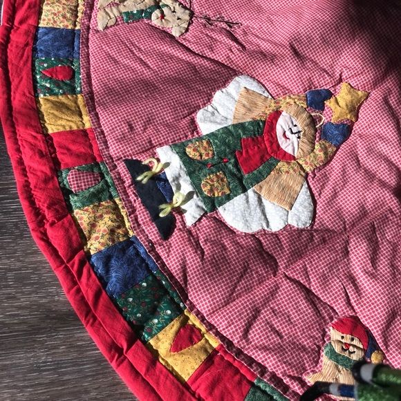 American Pacific quilted tree skirt - Picture 5 of 9